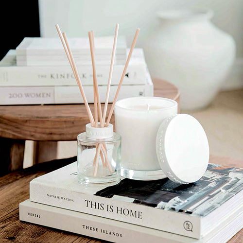 【Naturals】 キャンドル <ローズジャスミン・ウードの香り>