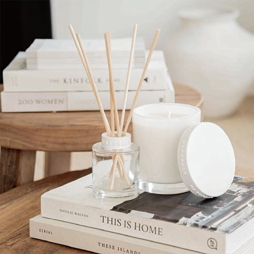 【Naturals】キャンドル <ココナッツ・パッションベリーの香り>