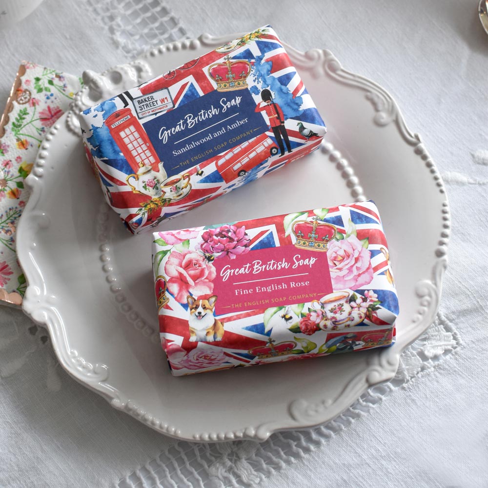 【THE ENGLISH SOAP COMPANY】グレートブリティッシュ シアバターソープ  ＜ファイン イングリッシュローズの香り＞
