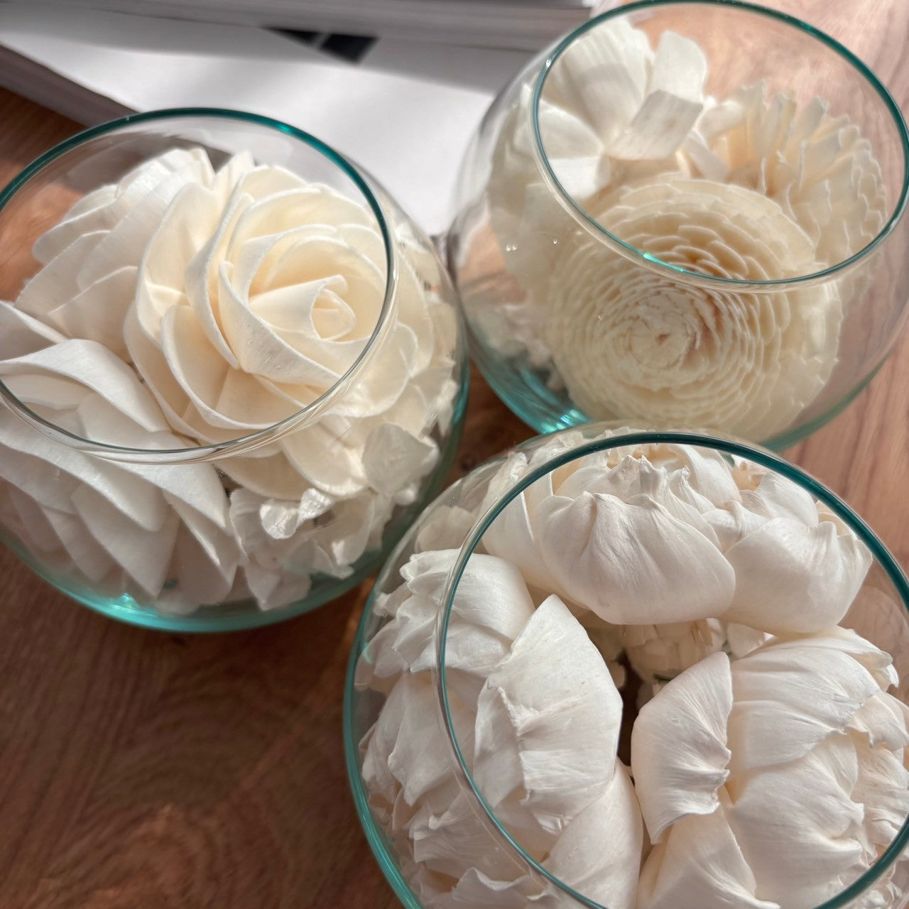 【香り付 Sola Flower】ソラフラワー ソラリウム（グラスボウル）・香り：ジャスミンピーチ・花の形：ダリア