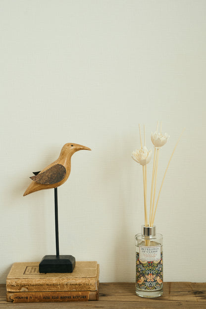 ＜特別キャンペーン＞ RETELLINGS OF CLASSIC Art by William Morris：STRAWBERRY THIEF